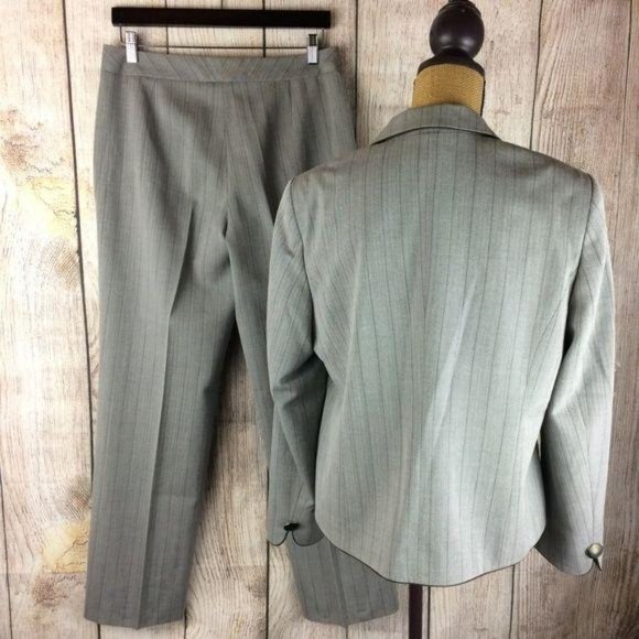 Peter Hahn Women's Size 40/42 (M/L) Gray Virgin Wool 2 Piece Suit Jacket Pants - Picture 2 of 8